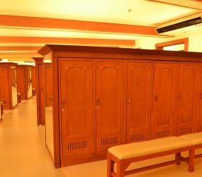 Mens' Locker2